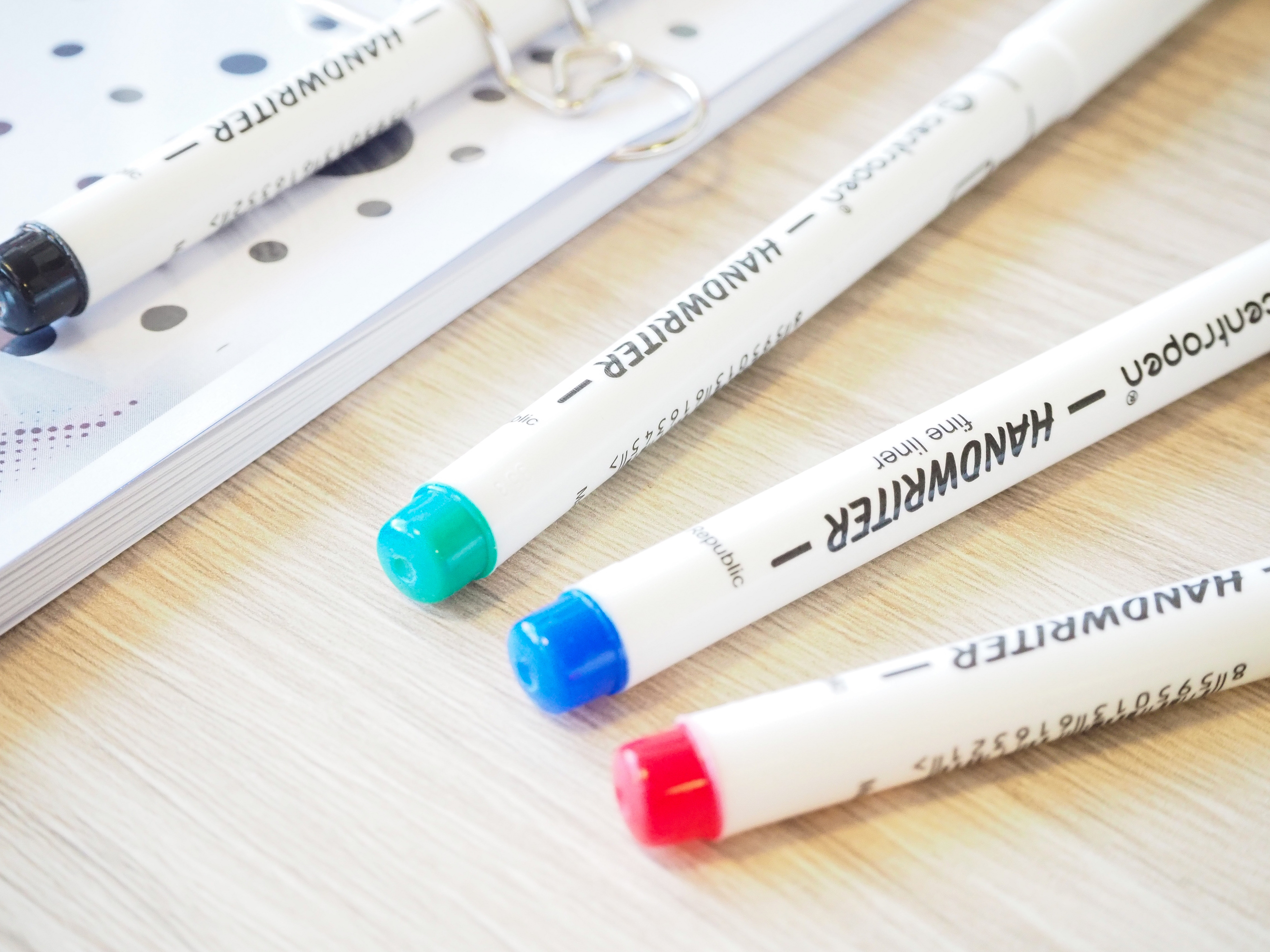 dotting book fantasy (1)